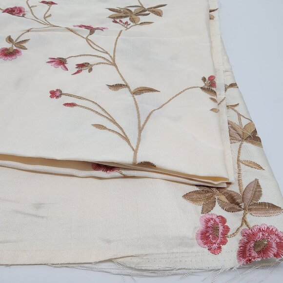 Vintage Floral Embroidered Octagonal Fabric Pre Cut With Pink & Brown Blooms - Picture 1 of 8